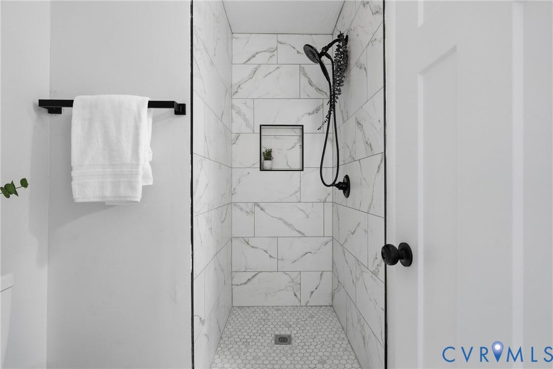 5913 Old Buckingham Road, Powhatan, VA 23139 Full en suite, first-level BR