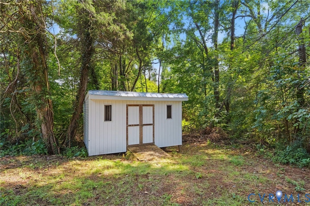 5913 Old Buckingham Road, Powhatan, VA 23139 Updated Detached Shed