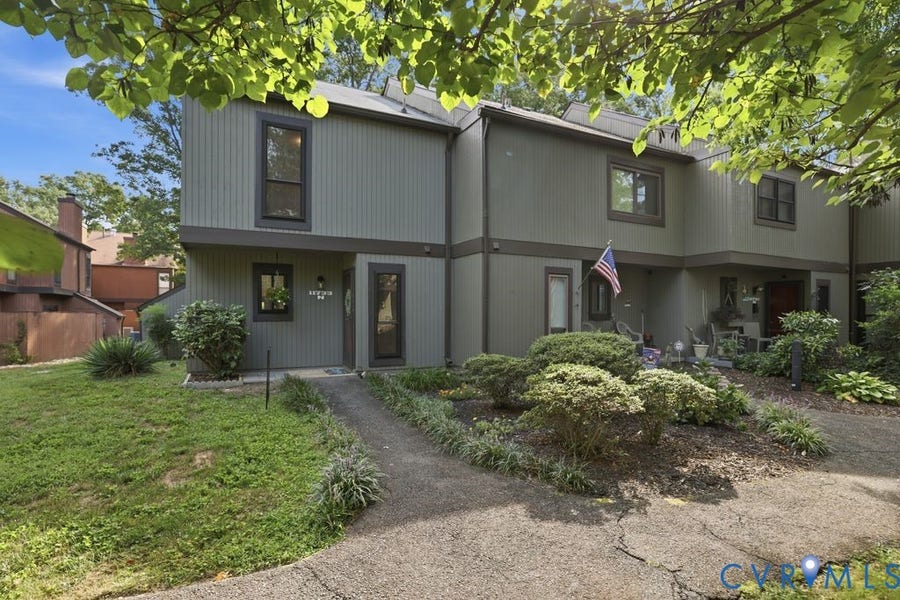 Property photo for 11733 N Briar Patch Drive, Midlothian, VA