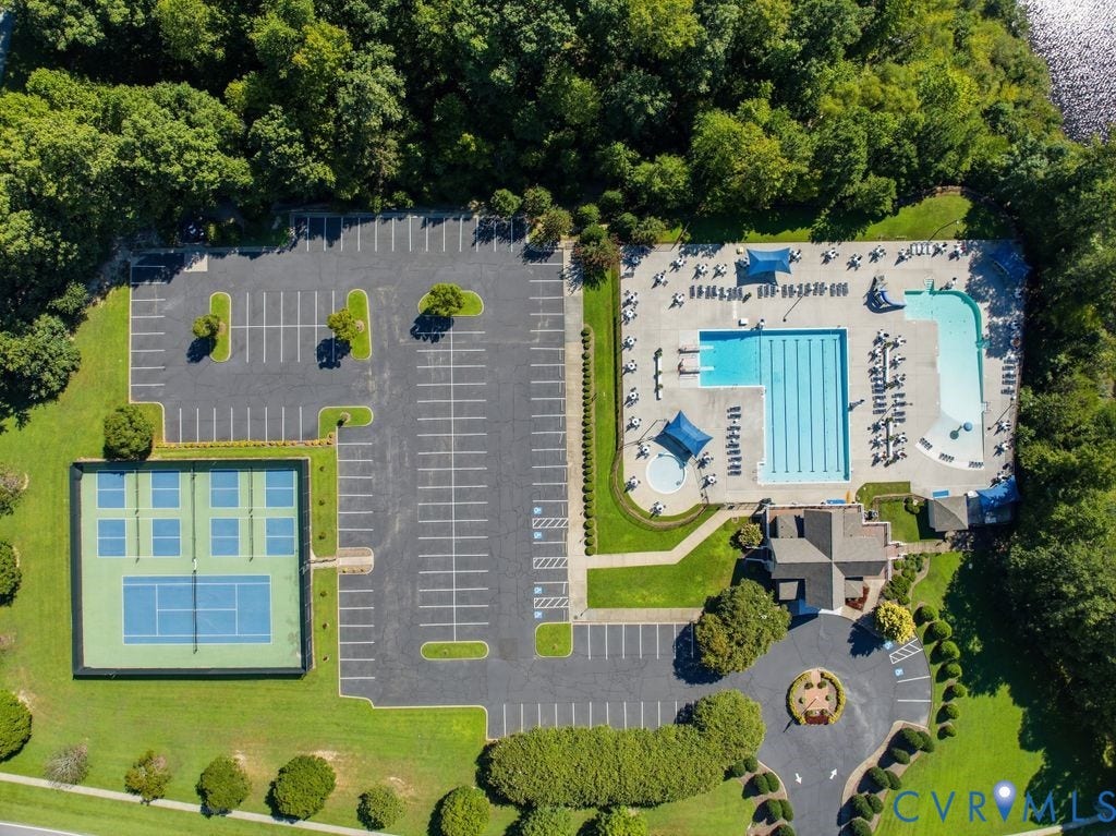 8306 Regalia Place, South Chesterfield, VA 23838 8306 Regalia Place, South Chesterfield, VA 23838