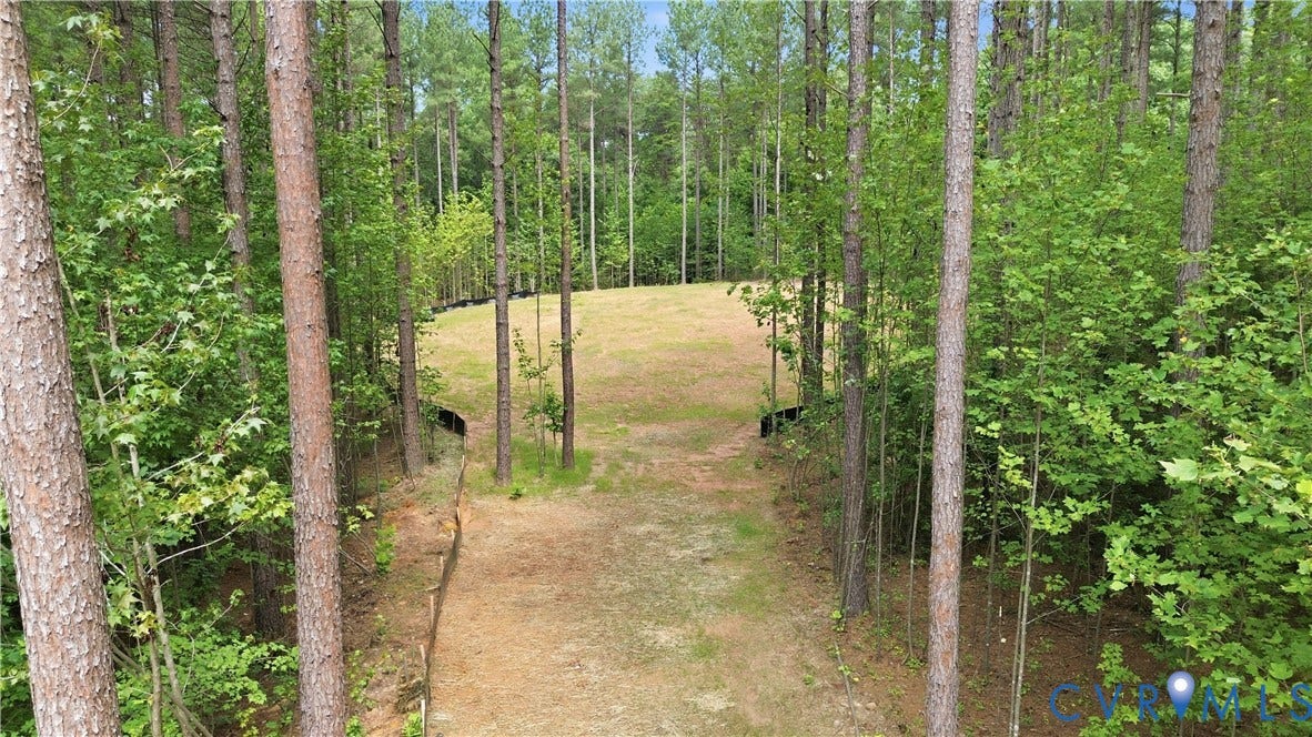 3911 Jett Court, Olivers Trail, Gum Spring, VA 23065 This home is MOVE-IN READY! The photo represents the actual home.