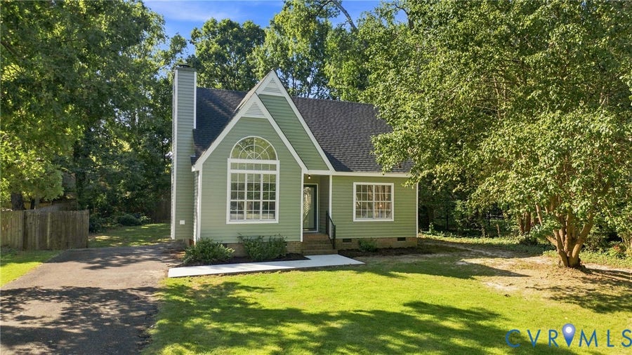 Property photo for 119 Sunny Drive, Ashland, VA