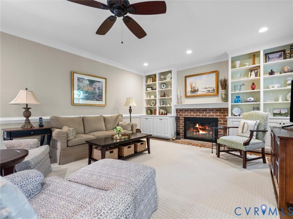 4007 College Valley Court, Henrico, VA 23233 Hardwood; Built-Ins; Ceiling Fan