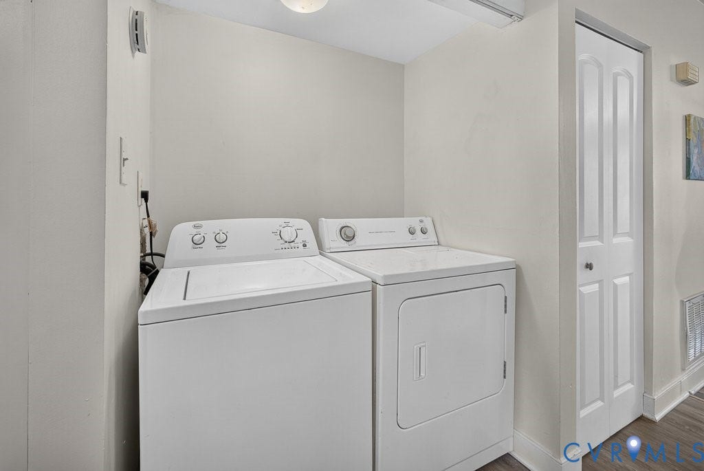1826 Idlewood Avenue, Randolph, Richmond, VA 23220 Dedicated laundry area featuring a top-load washing machine and a front-load dryer