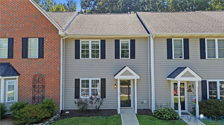 Property photo for 6161 Thicket Run Way, Mechanicsville, VA