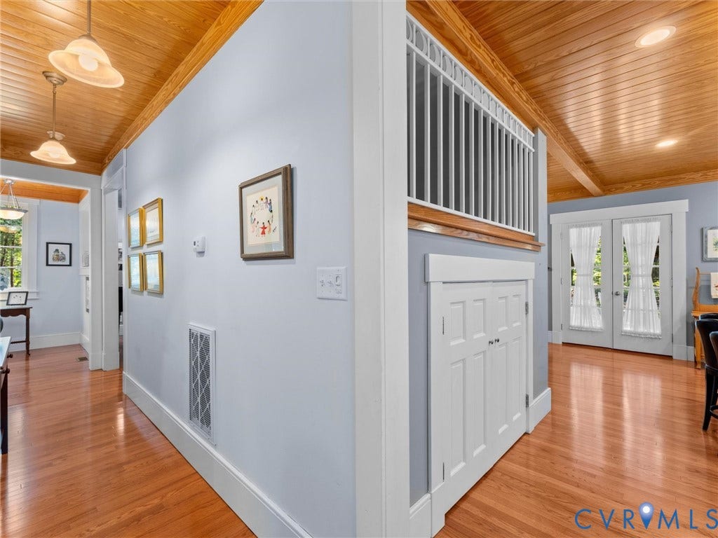 3964 Maidens Road, Beautiful Powhatan County, Powhatan, VA 23139 MAIN HALL