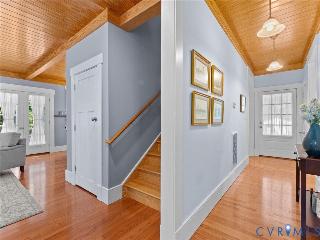 3964 Maidens Road, Beautiful Powhatan County, Powhatan, VA 23139 HALL TO THE SECOND FLOOR