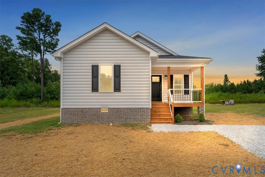 Property photo for 1010 Nottoway Avenue, Blackstone, VA