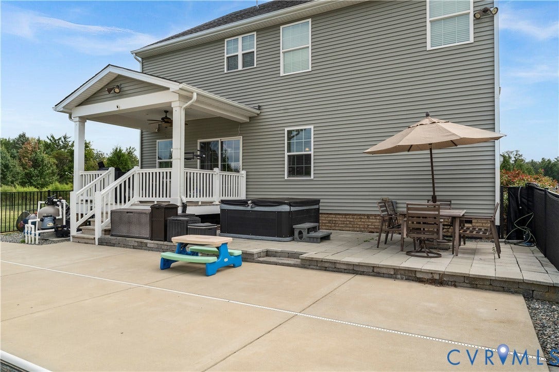 11707 Amara Drive, Chester / Highlands Golf Club, Chesterfield, VA 23838 Spacious concrete patio with an elevated stone paver patio