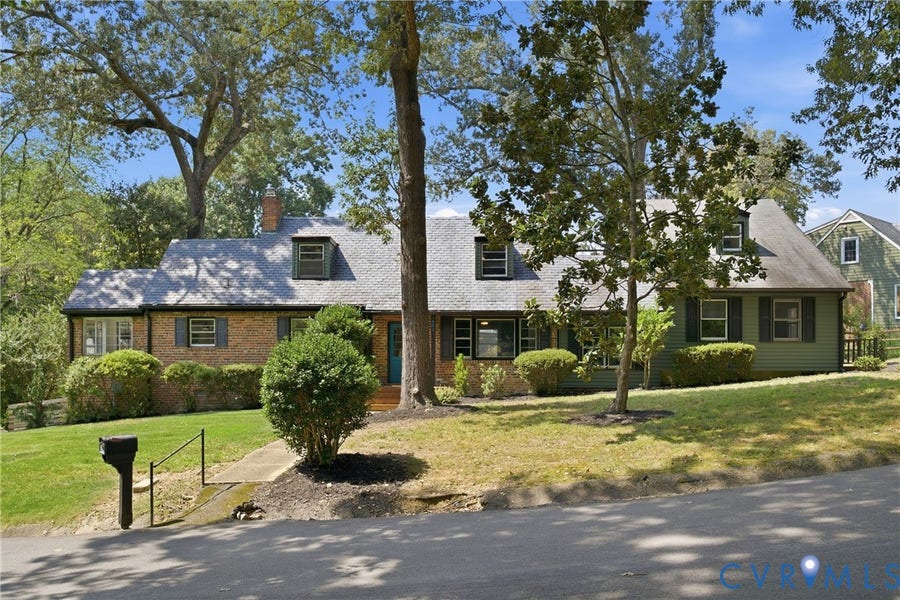 Property photo for 1401 Westover Gardens Boulevard, Richmond, VA