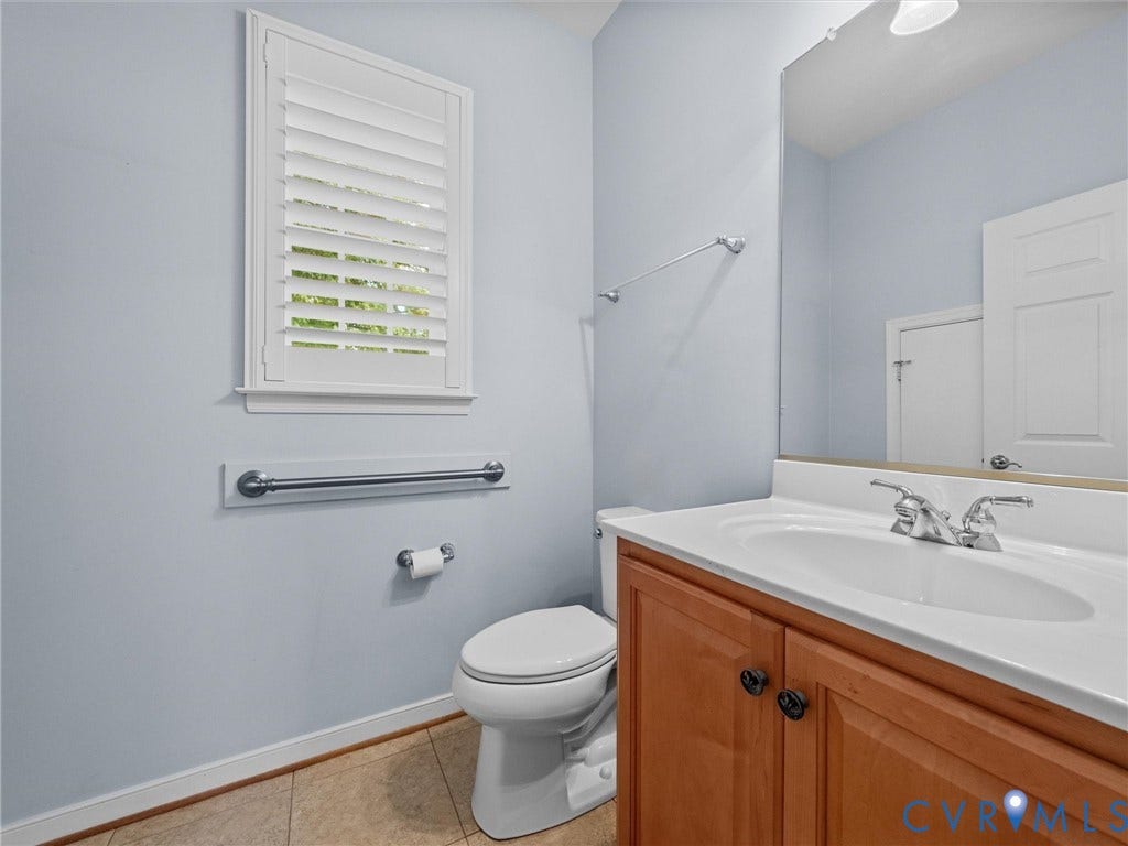 3824 Coles Point Way, Glen Allen, VA 23060 Guest Bathroom Downstairs