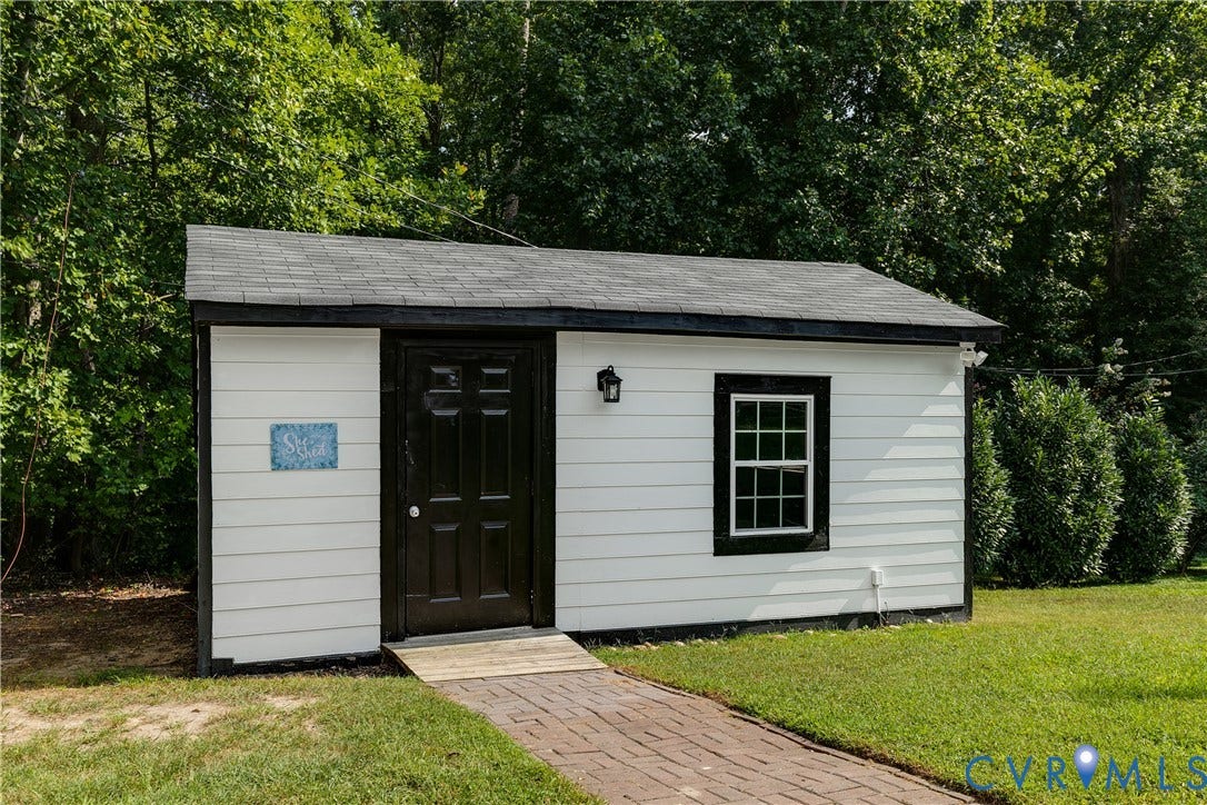8715 McCaw Drive, Richmond, VA 23235 8715 McCaw Drive, Richmond, VA 23235