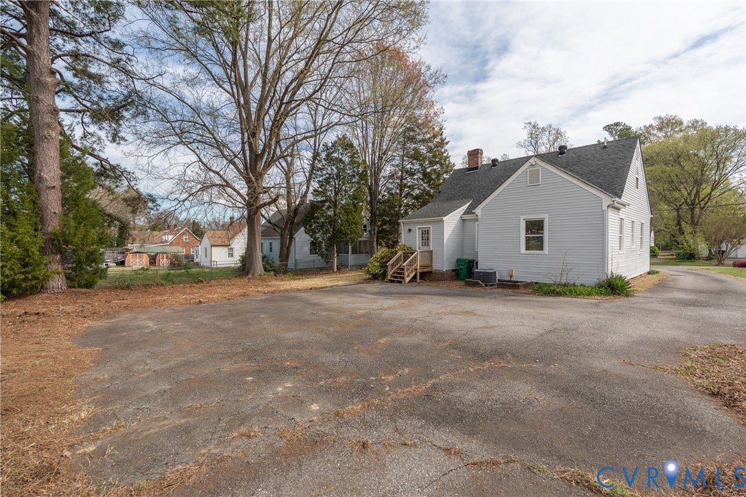 2004 Snead Avenue, Colonial Heights, VA 23834 2004 Snead Avenue, Colonial Heights, VA 23834