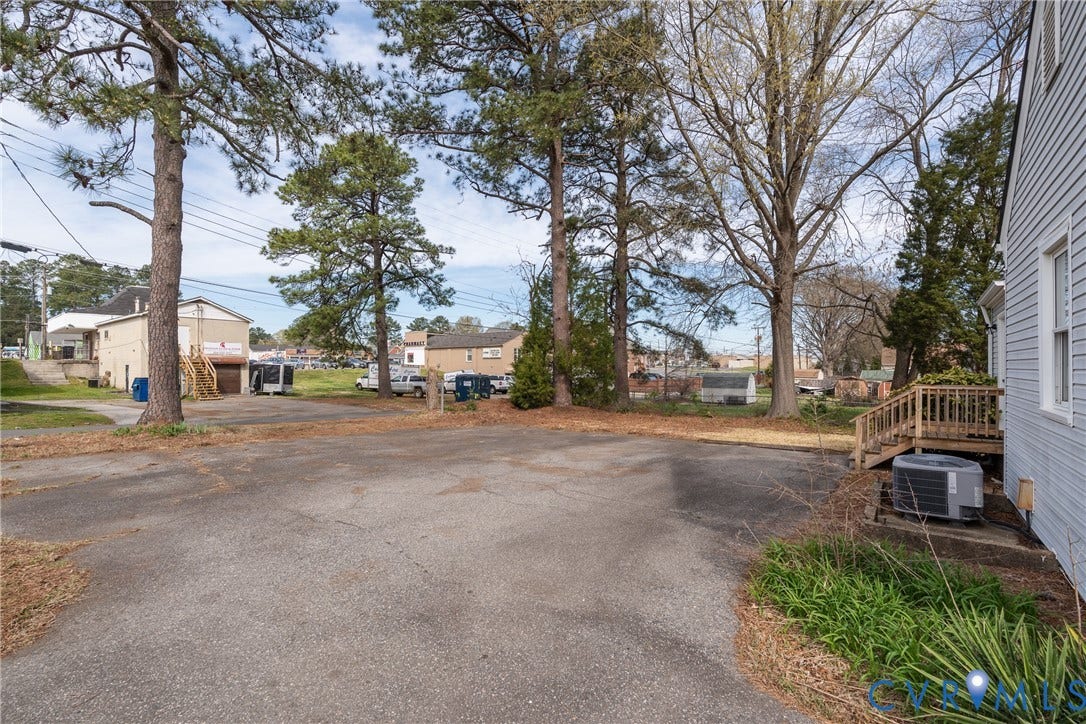 2004 Snead Avenue, Colonial Heights, VA 23834 2004 Snead Avenue, Colonial Heights, VA 23834