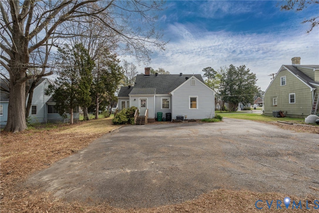 2004 Snead Avenue, Colonial Heights, VA 23834 2004 Snead Avenue, Colonial Heights, VA 23834