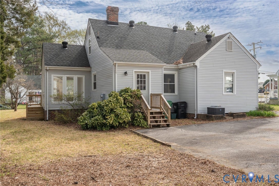 2004 Snead Avenue, Colonial Heights, VA 23834 2004 Snead Avenue, Colonial Heights, VA 23834
