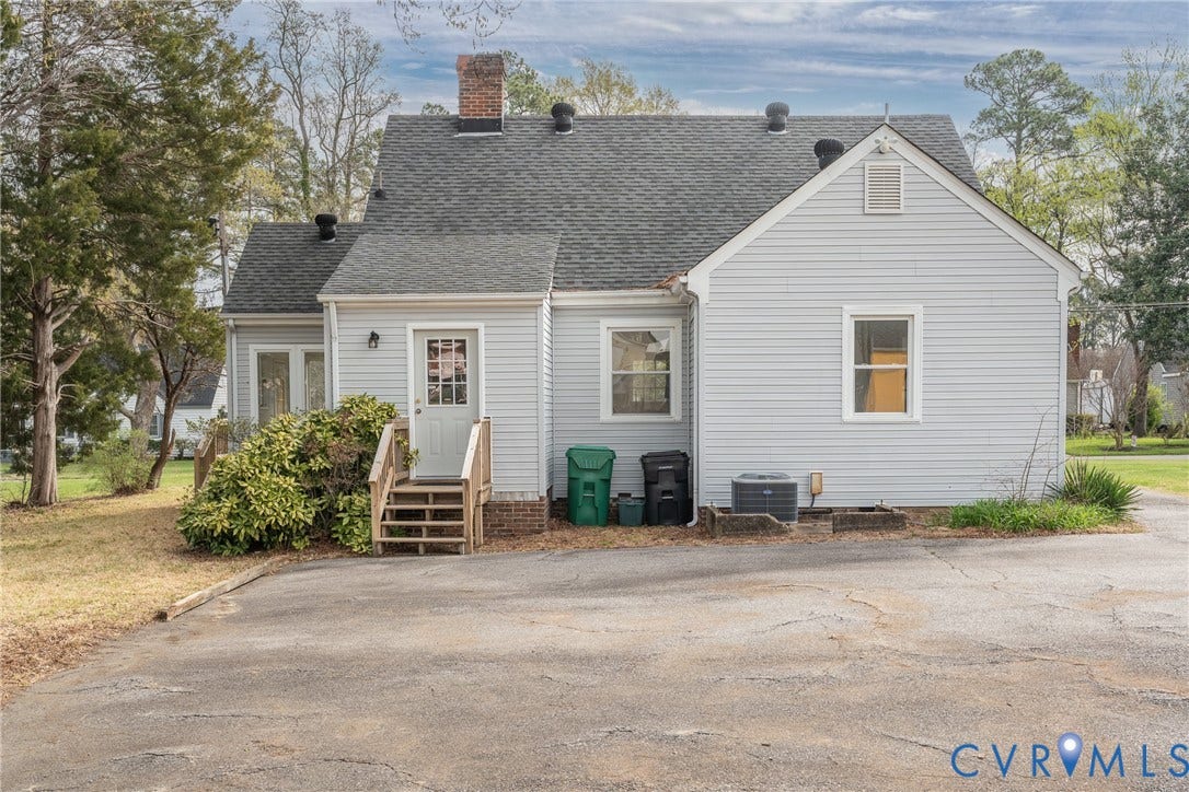 2004 Snead Avenue, Colonial Heights, VA 23834 2004 Snead Avenue, Colonial Heights, VA 23834