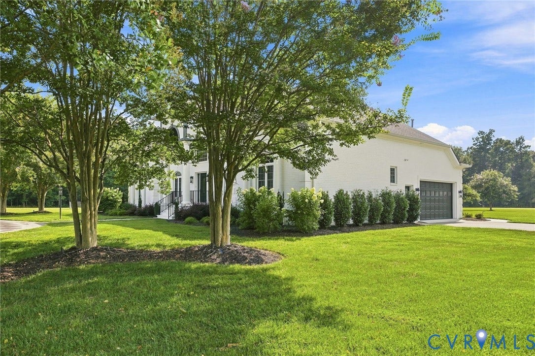 13446 Bradley Bridge Road, Chester, VA 23831 13446 Bradley Bridge Road, Chester, VA 23831