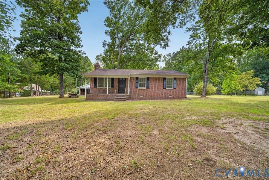 Property photo for 854 Moorefield Road, West Point, VA