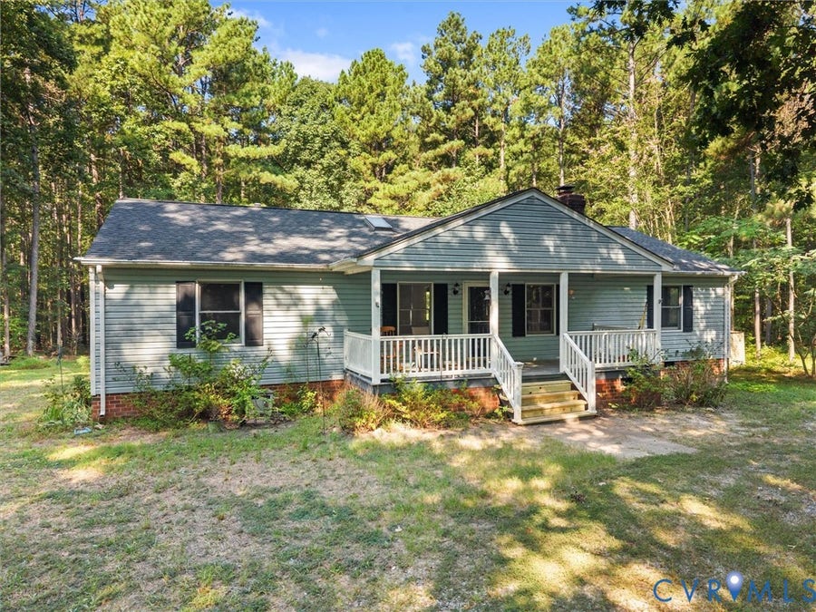 Property photo for 15971 Branchs Road, DeWitt, VA