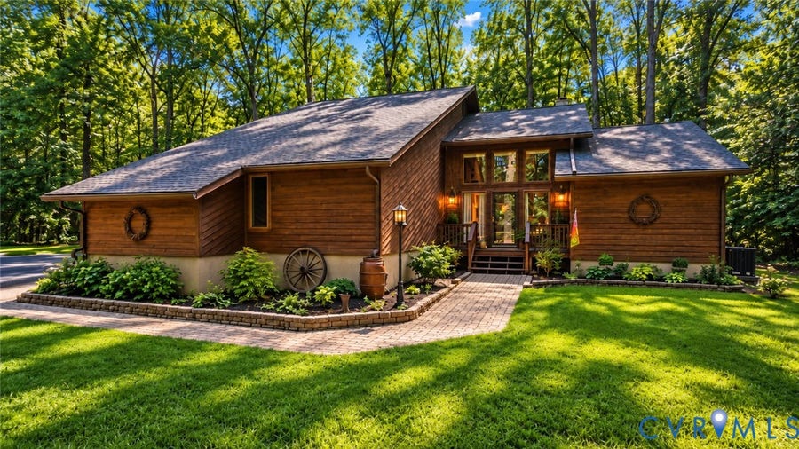 Property photo for 8563 Brittewood Circle, Mechanicsville, VA