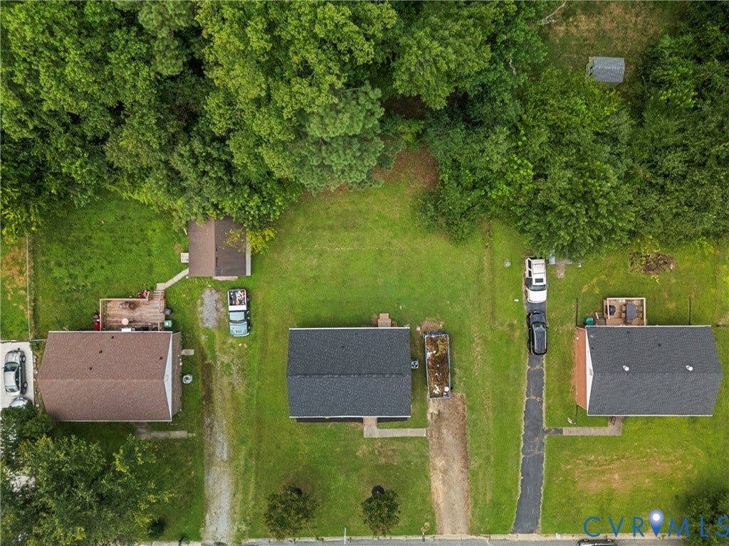 3924 Lamplighter Drive, Richmond, VA 23234 Expansive property featuring three distinct structures and significant green space