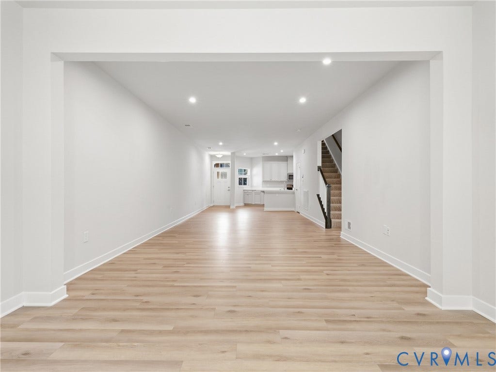 8060 Wistar Glen Drive, Henrico, VA 23228 8060 Wistar Glen Drive, Henrico, VA 23228