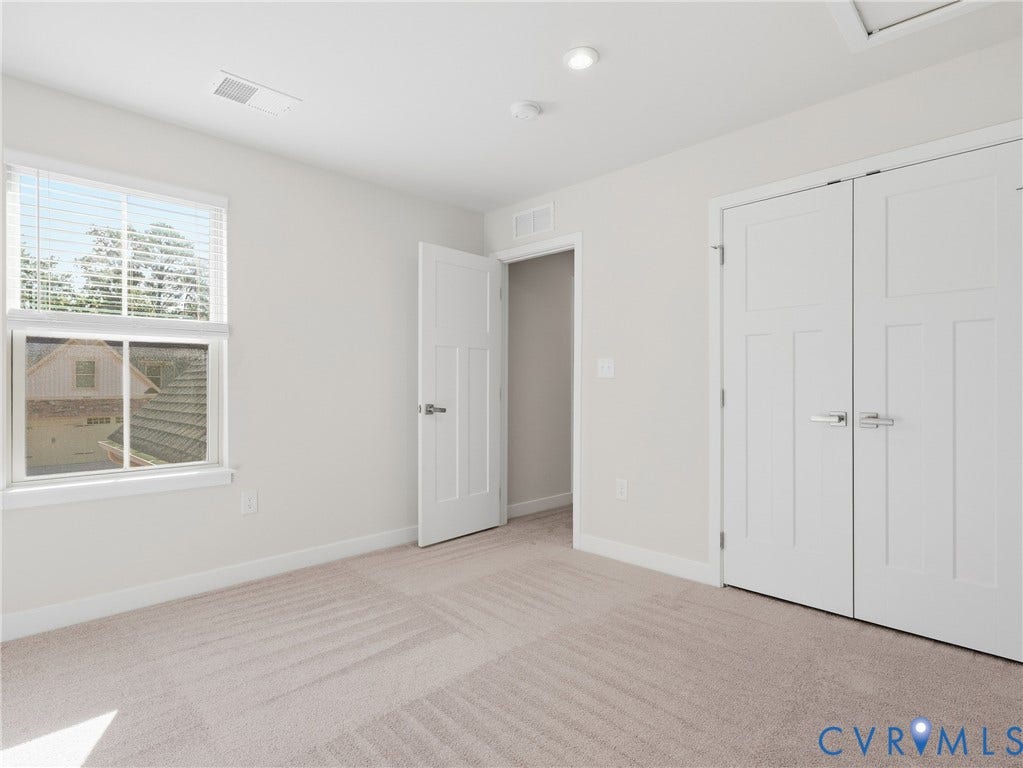 8060 Wistar Glen Drive, Henrico, VA 23228 8060 Wistar Glen Drive, Henrico, VA 23228