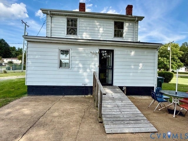 Back entrance with ramp