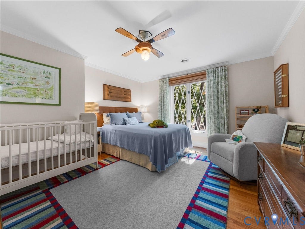 500 Kilmarnock Drive, Collegiate Area, Henrico, VA 23229 Hardwood flooring, crown molding, ceiling fan, natural light, and window treatments