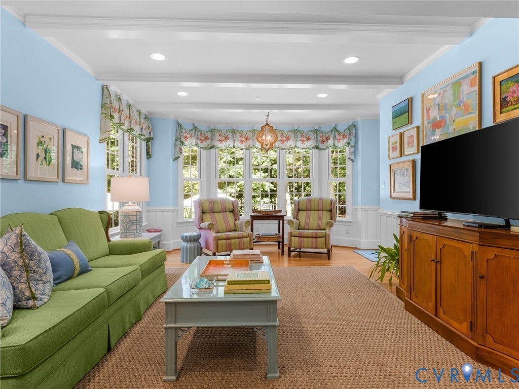 500 Kilmarnock Drive, Collegiate Area, Henrico, VA 23229 Recessed lighting, exposed beam ceiling, bay window, wainscoting, and wood-finish flooring