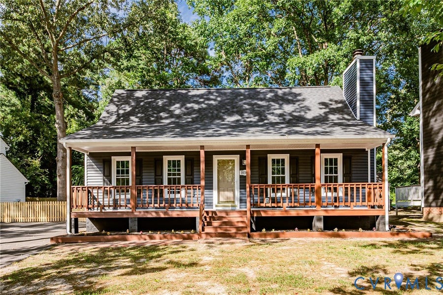 Property photo for 10106 Huntersdell Lane, Chesterfield, VA
