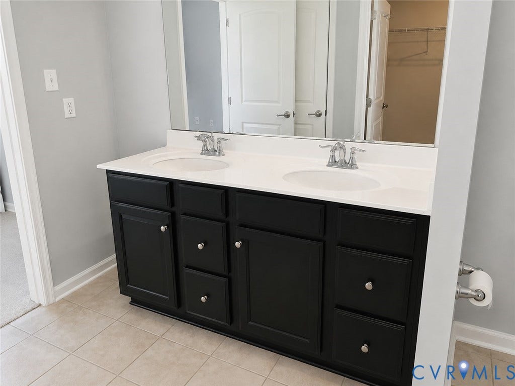 Owner Suite Double Vanity
