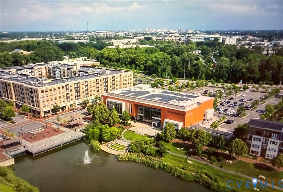 The Libbie Mill lake and a view of the beautiful/modern Public library right on site