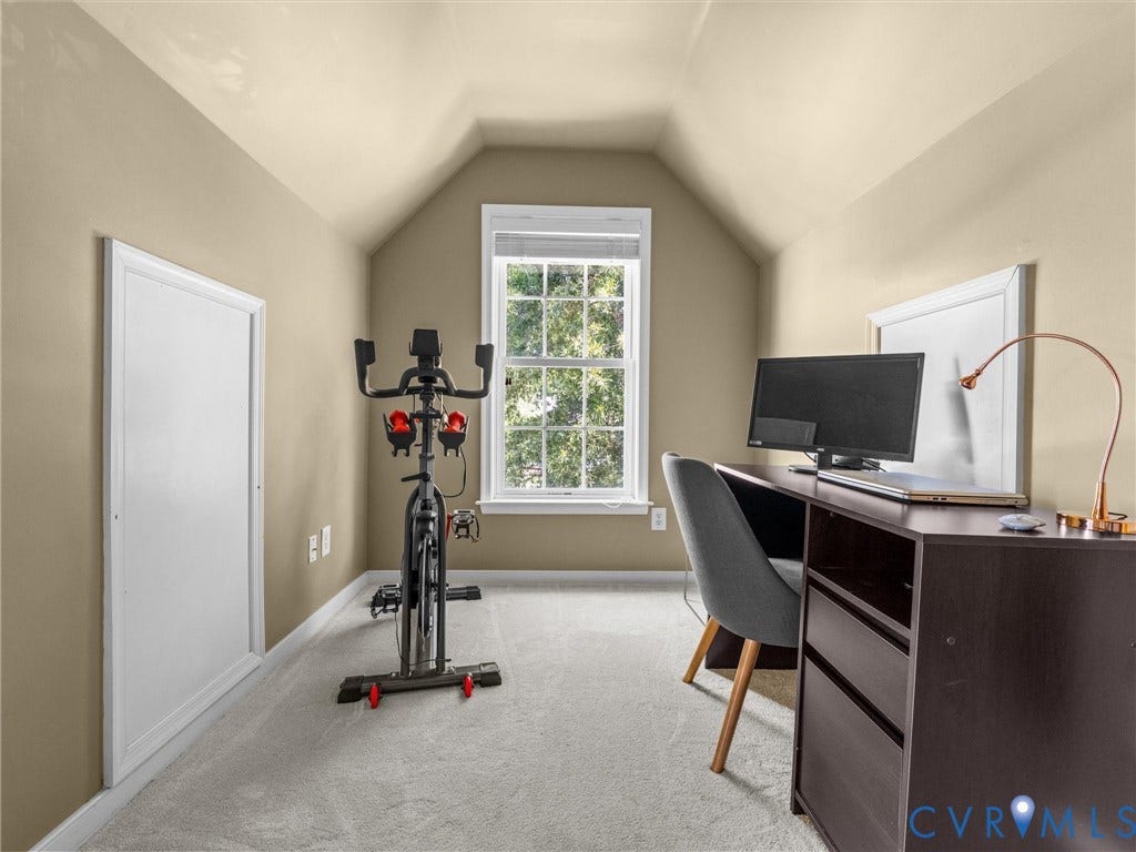 9391 Roseland Court, Someset, Mechanicsville, VA 23116 Oversized guest bedroom with flexible office/exercise/sitting area