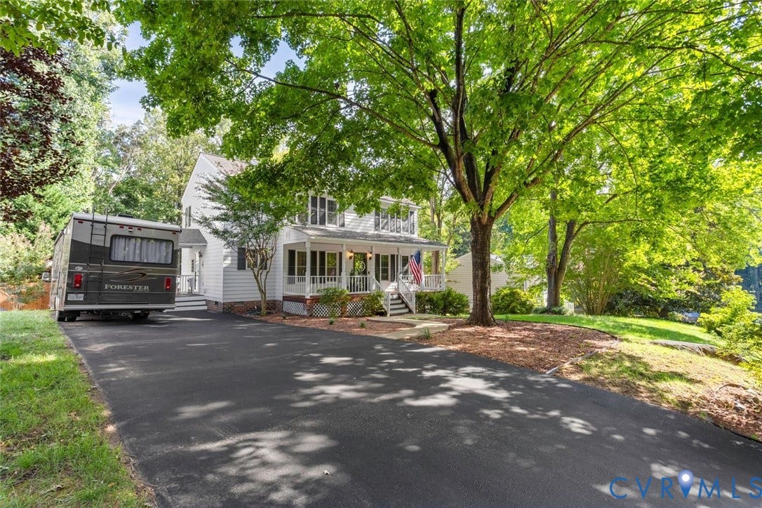 13911 Deer Thicket Lane, Midlothian, VA 23112 Plenty of parking with the double-width paved driveway that has been freshly resealed.