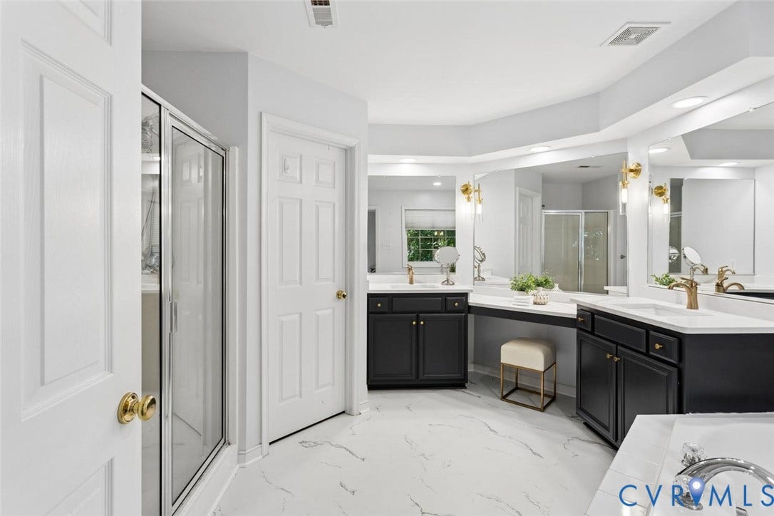 ensuite with water closet