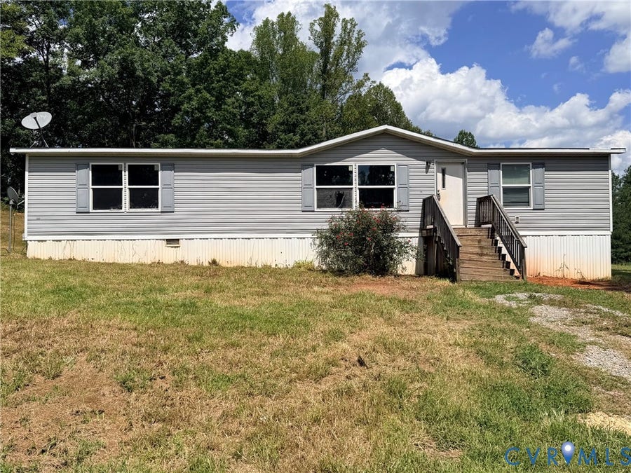 Property photo for 1998 Cook Road, Powhatan, VA
