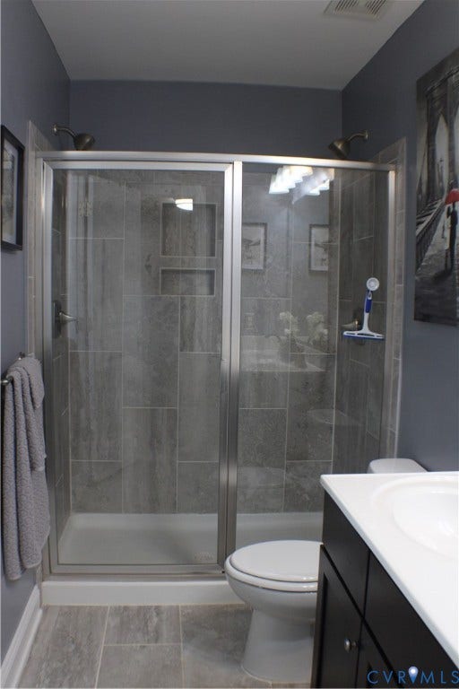 7016 Hawser Lane, Watermark, North Chesterfield, VA 23234 Primary bath w/ ceramic tile shower, ceramic tile flooring & double vanity!