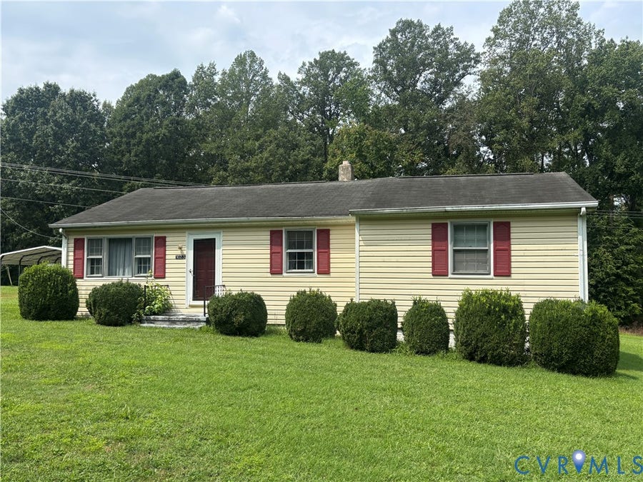 Property photo for 1623 W Chapel Drive, Bumpass, VA