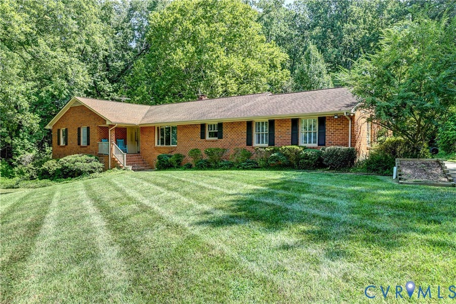 Property photo for 411 Lee Avenue, Highland Springs, VA