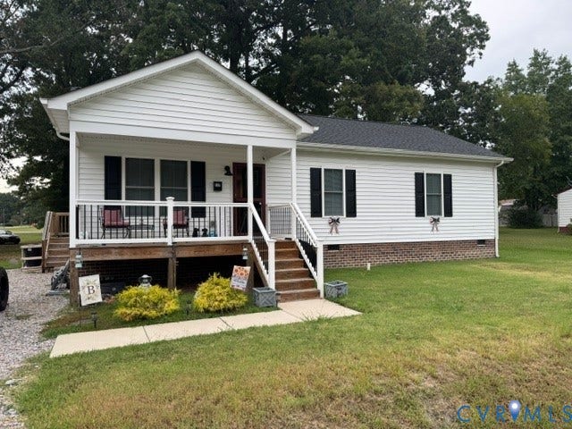 Property photo for 117 E 4th Street, Blackstone, VA