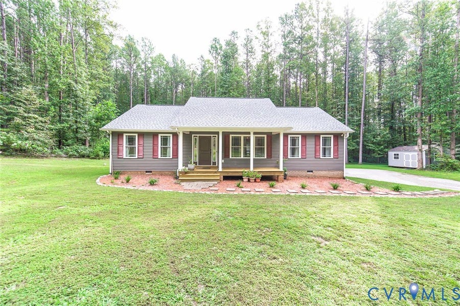 Property photo for 19151 Poor House Road, Amelia Courthouse, VA