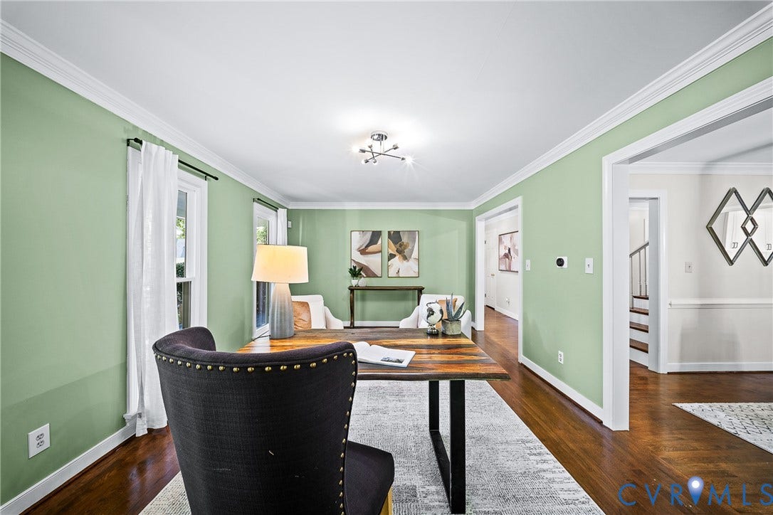 1608 Queens Point Drive, Henrico, VA 23238 Hardwood flooring, crown molding, and multi-light ceiling fixture