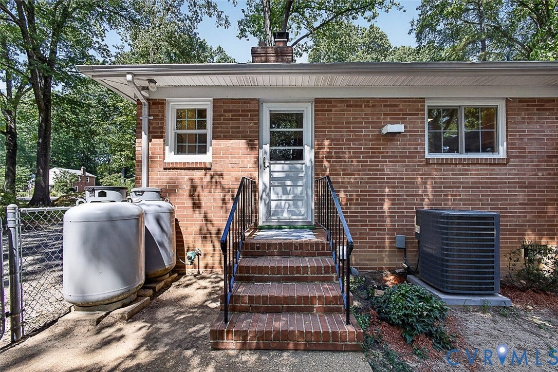 10409 Sydelle Drive, Bon Air, North Chesterfield, VA 23235 10409 Sydelle Drive, Bon Air, North Chesterfield, VA 23235