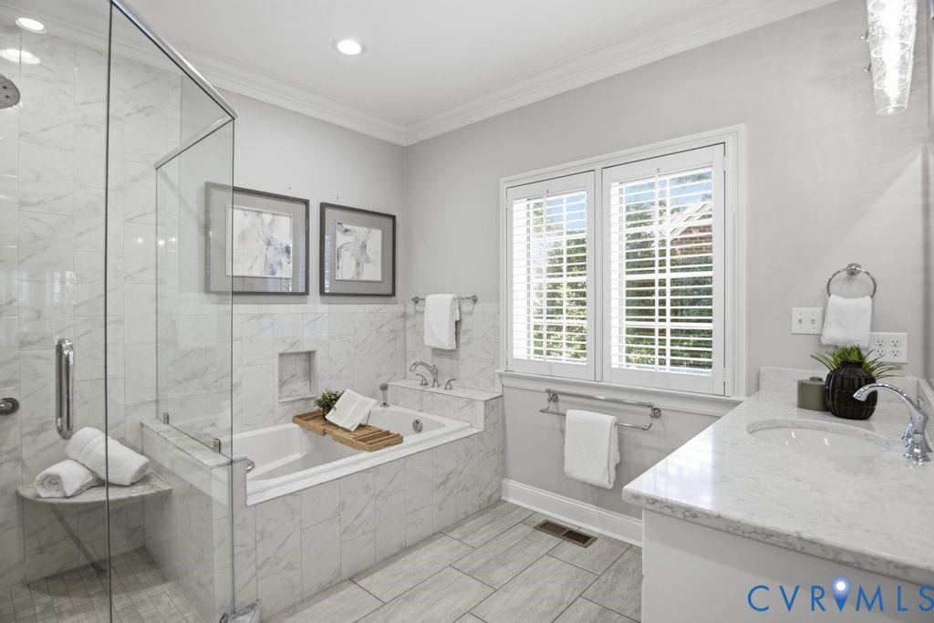 22 E Square Lane, Richmond, VA 23238 22 E Square Lane, Richmond, VA 23238