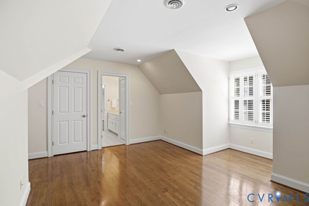 22 E Square Lane, Richmond, VA 23238 22 E Square Lane, Richmond, VA 23238