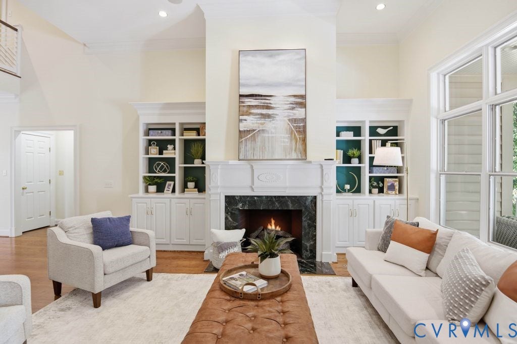 22 E Square Lane, Richmond, VA 23238 22 E Square Lane, Richmond, VA 23238