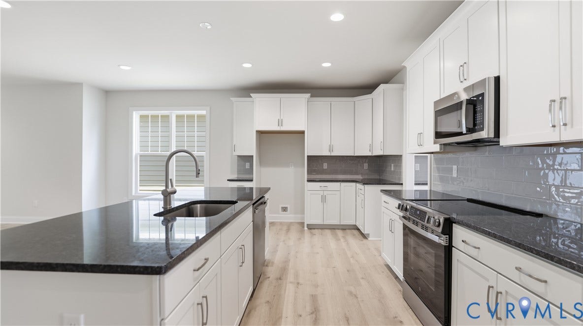 12344 Garnet Parke Circle, Short Pump Area, Glen Allen, VA 23059 Large island with lots of extra storage