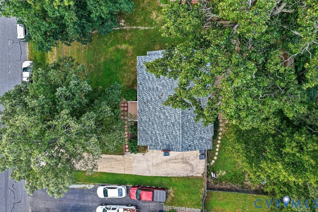 3112 Castlebury Drive, Chester, VA 23831 Gabled roofline with asphalt shingles